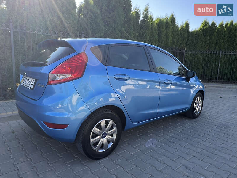 Хэтчбек Ford Fiesta 2012 в Одессе