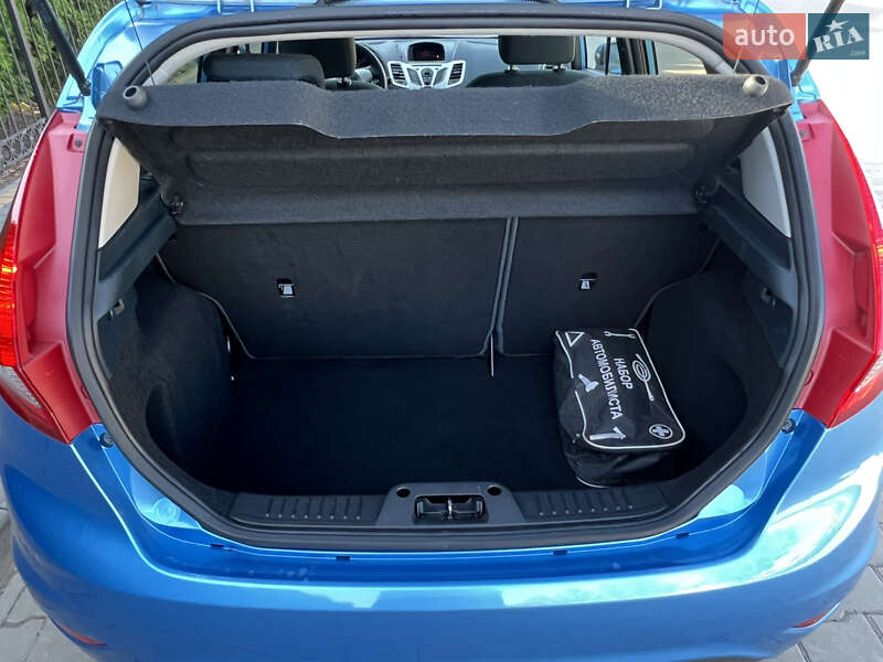 Хэтчбек Ford Fiesta 2012 в Одессе