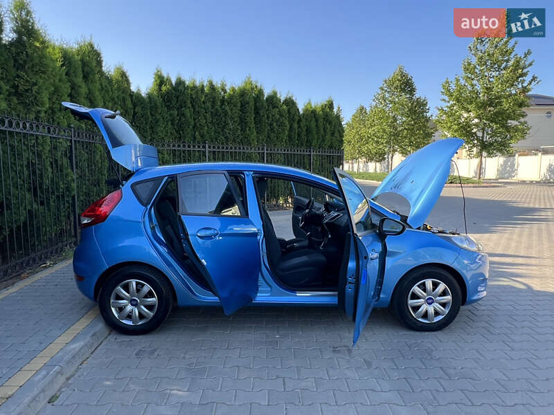 Хэтчбек Ford Fiesta 2012 в Одессе