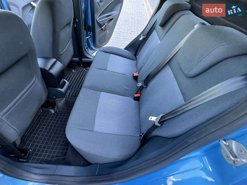 Хэтчбек Ford Fiesta 2012 в Одессе