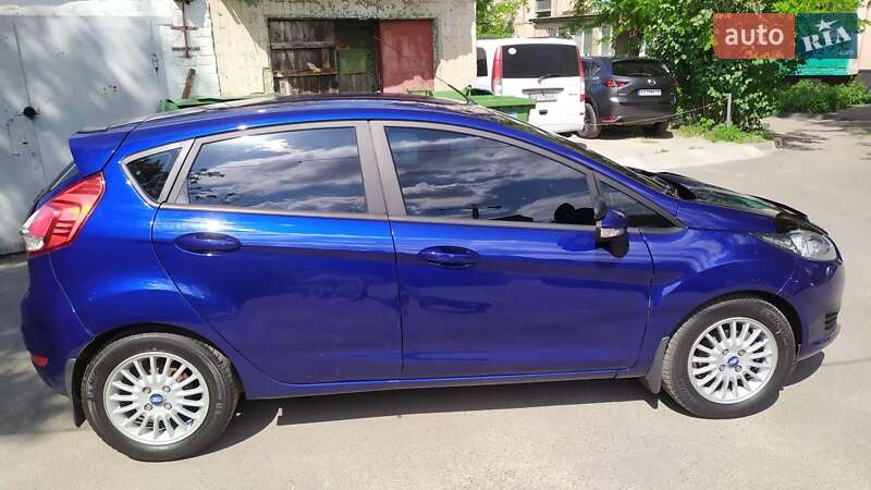 Хэтчбек Ford Fiesta 2016 в Харькове