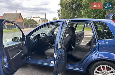 Хэтчбек Ford Fiesta 2007 в 