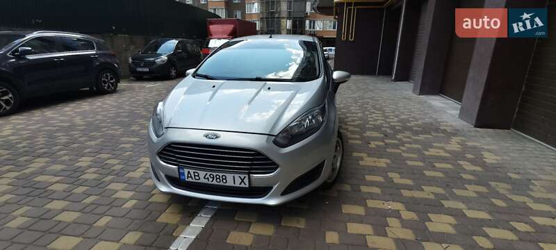 Хэтчбек Ford Fiesta 2012 в Виннице