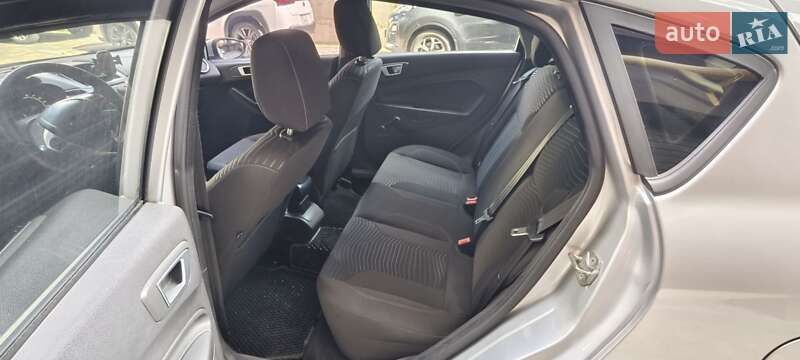 Хэтчбек Ford Fiesta 2012 в Виннице
