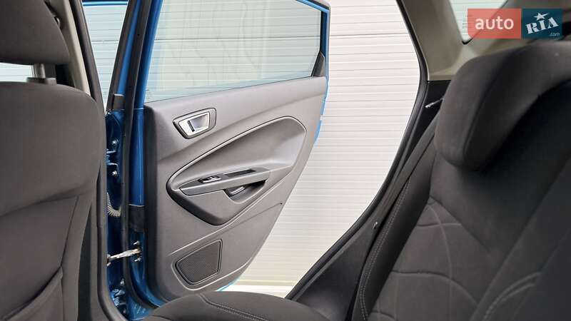 Хетчбек Ford Fiesta 2013 в Львові