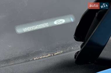 Хэтчбек Ford Fiesta 2013 в 