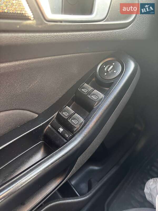 Хэтчбек Ford Fiesta 2013 в Виннице