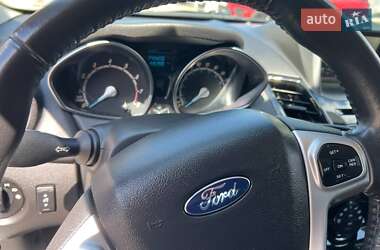 Седан Ford Fiesta 2014 в 
