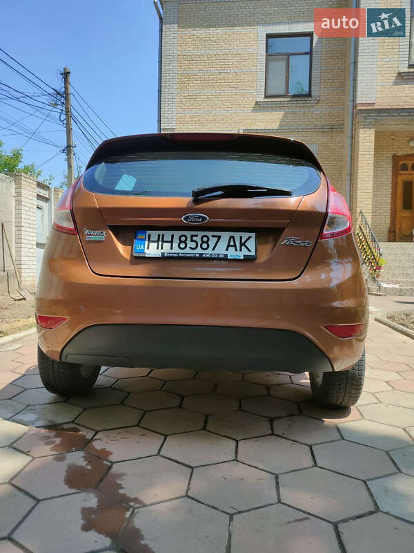 Хетчбек Ford Fiesta 2013 в Ізмаїлі