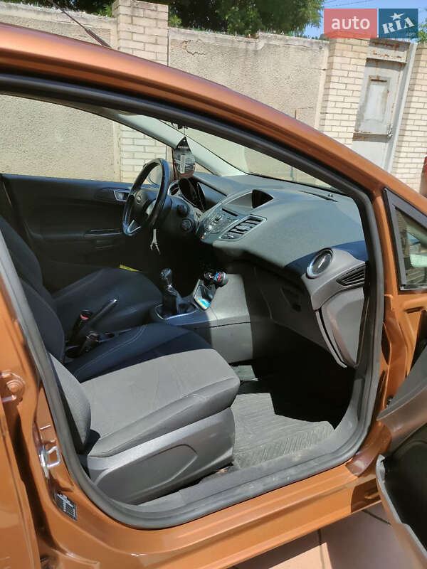Хетчбек Ford Fiesta 2013 в Ізмаїлі