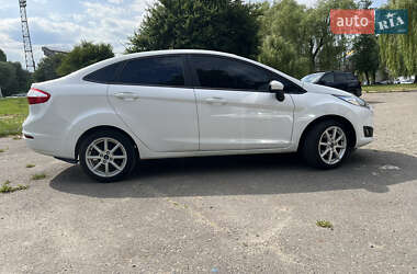 Седан Ford Fiesta 2019 в Ивано-Франковске