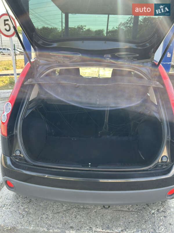 Хэтчбек Ford Fiesta 2008 в Измаиле фото 23 Хэтчбек Ford Fiesta 2008 в Измаиле