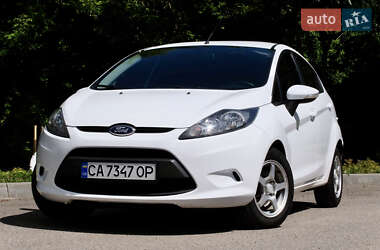 Хетчбек Ford Fiesta 2012 в Смілі