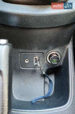Хэтчбек Ford Fiesta 2011 в 