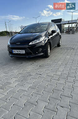 Хэтчбек Ford Fiesta 2008 в 