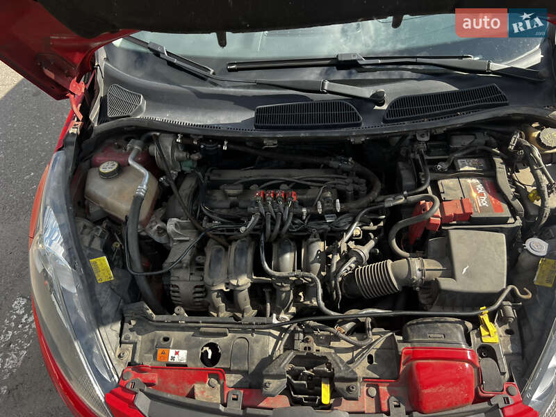 Хетчбек Ford Fiesta 2011 в Києві