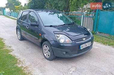 Хэтчбек Ford Fiesta 2006 в Корце
