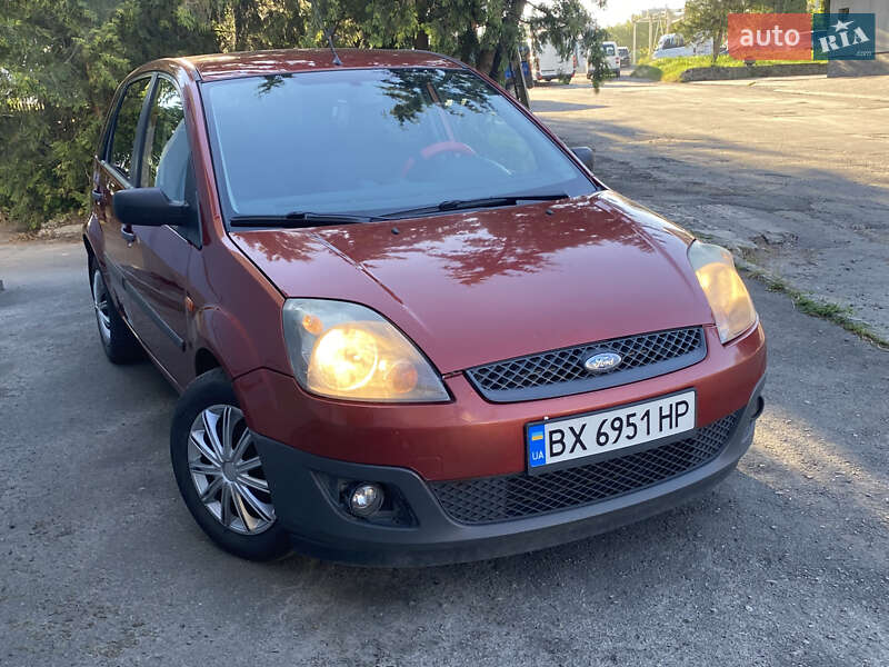 Хэтчбек Ford Fiesta 2008 в Хмельницком