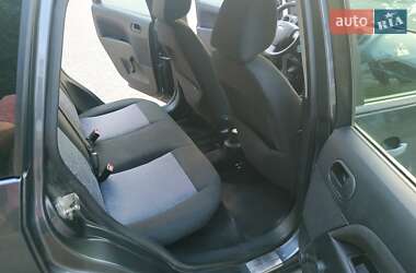 Хэтчбек Ford Fiesta 2007 в 
