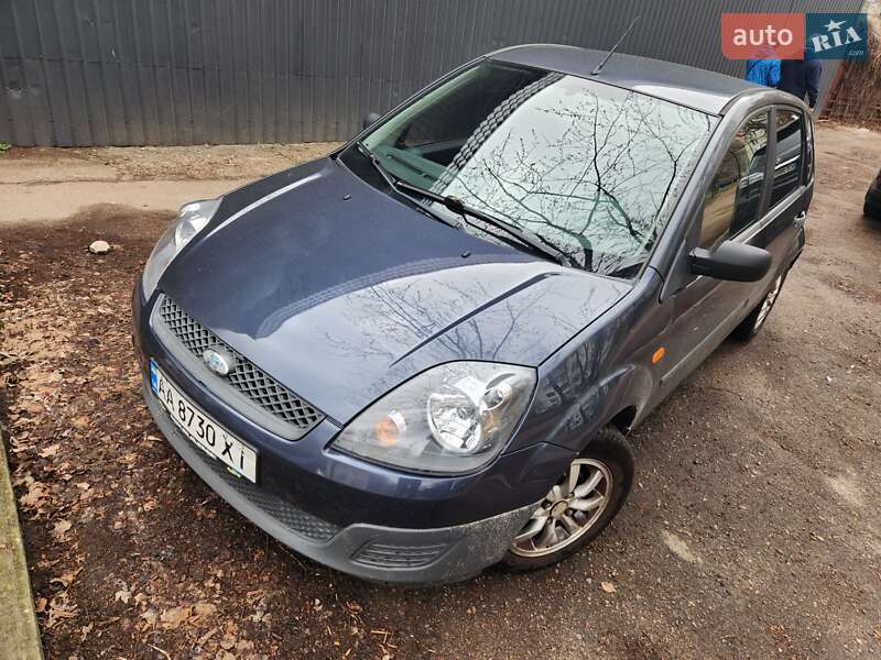 Хэтчбек Ford Fiesta 2007 в Чернигове фото 2 Хэтчбек Ford Fiesta 2007 в Чернигове