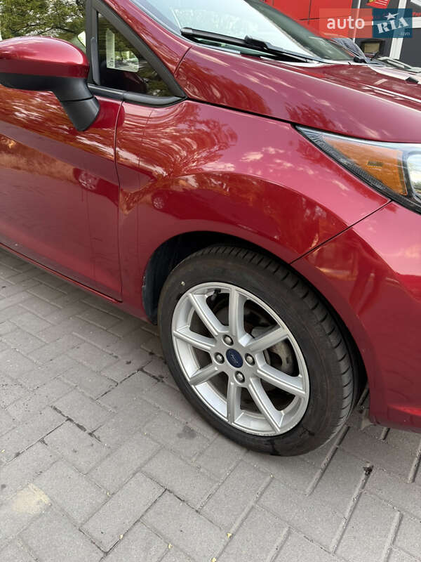 Хэтчбек Ford Fiesta 2017 в Запорожье фото 4 Хэтчбек Ford Fiesta 2017 в Запорожье