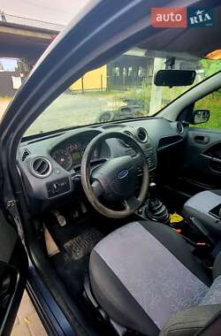 Хетчбек Ford Fiesta 2008 в 