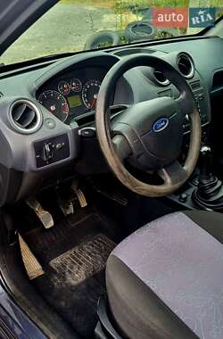 Хетчбек Ford Fiesta 2008 в 