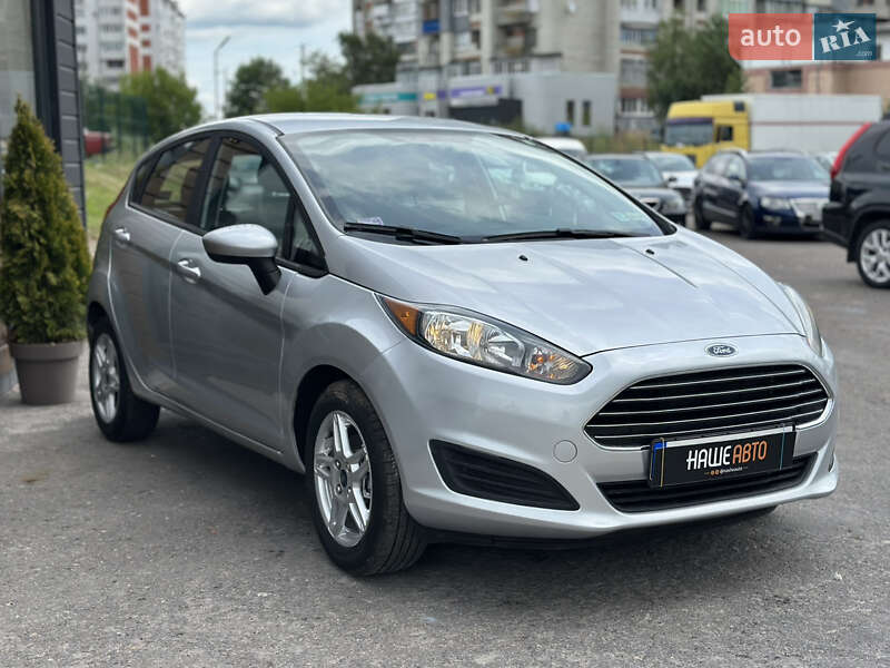 Седан Ford Fiesta 2019 в Шептицькому