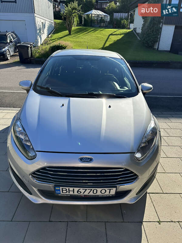 Хэтчбек Ford Fiesta 2013 в Николаеве
