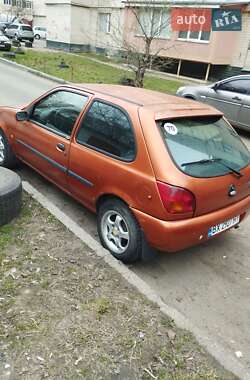 Хэтчбек Ford Fiesta 1996 в 