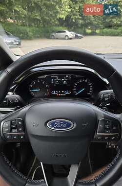 Хэтчбек Ford Fiesta 2018 в 