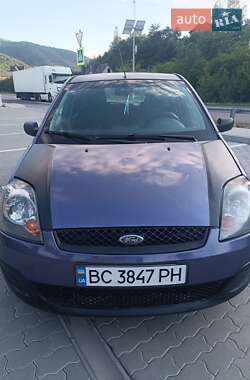 Хетчбек Ford Fiesta 2006 в 
