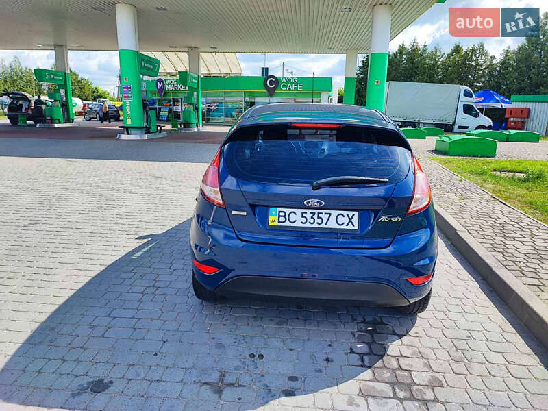 Хетчбек Ford Fiesta 2013 в Львові