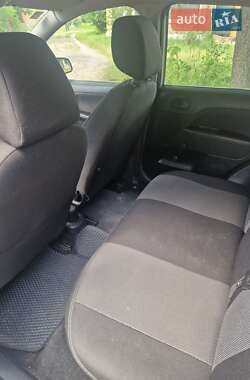 Хетчбек Ford Fiesta 2007 в 