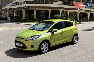 Хетчбек Ford Fiesta 2010 в Софіївській Борщагівці