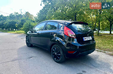 Хэтчбек Ford Fiesta 2014 в 
