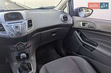 Хэтчбек Ford Fiesta 2013 в 