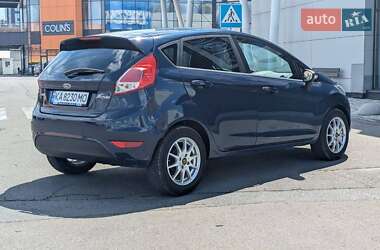 Хэтчбек Ford Fiesta 2013 в 