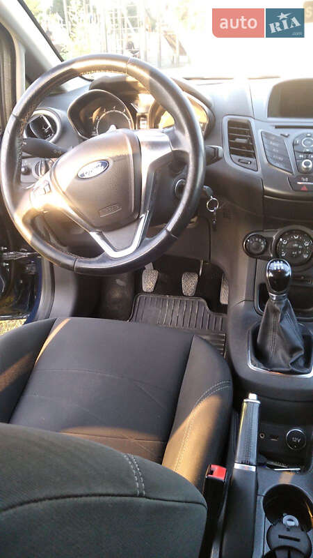 Хэтчбек Ford Fiesta 2015 в Килии