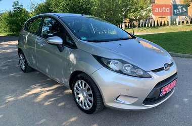 Хэтчбек Ford Fiesta 2010 в Львове