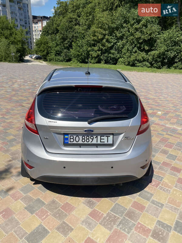 Хэтчбек Ford Fiesta 2011 в Тернополе фото 4 Хэтчбек Ford Fiesta 2011 в Тернополе