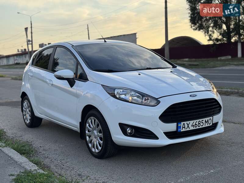Хэтчбек Ford Fiesta 2016 в Харькове