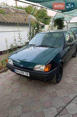 Хэтчбек Ford Fiesta 1993 в Беляевке