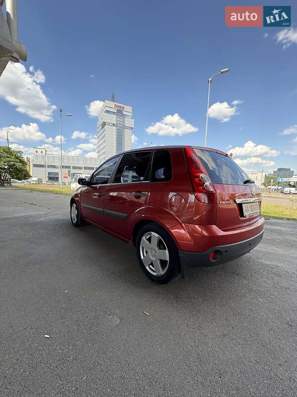 Хэтчбек Ford Fiesta 2008 в Киеве фото 4 Хэтчбек Ford Fiesta 2008 в Киеве