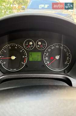 Хэтчбек Ford Fiesta 2008 в 
