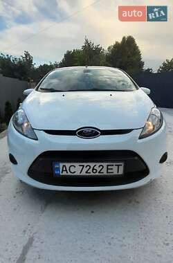 Хэтчбек Ford Fiesta 2010 в 