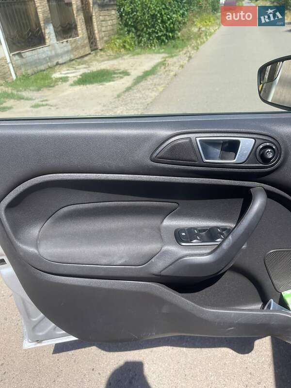 Седан Ford Fiesta 2014 в Одессе