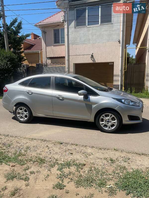 Седан Ford Fiesta 2014 в Одессе