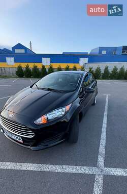 Седан Ford Fiesta 2017 в 