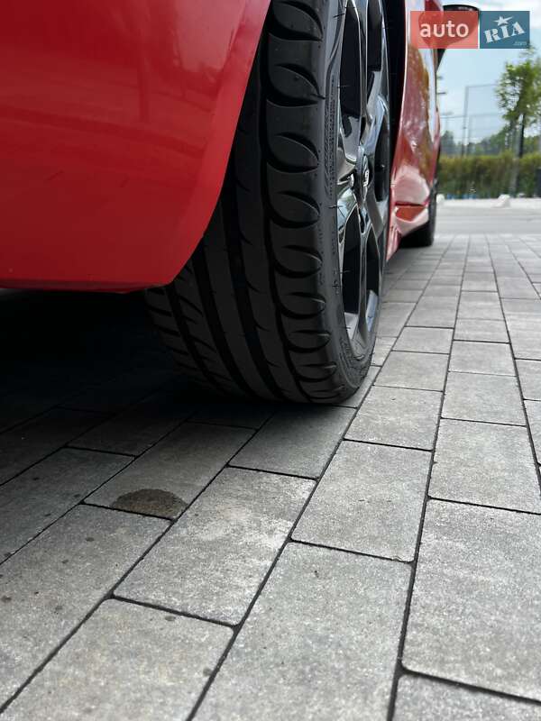 Хэтчбек Ford Fiesta 2016 в Киеве